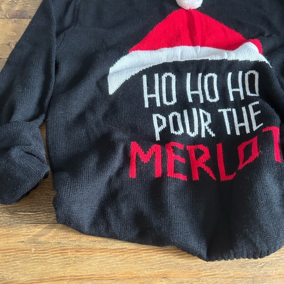IMAGIN8 Black Christmas Pour the Merlot Sweater Ugly sweater Wine - Picture 6 of 8